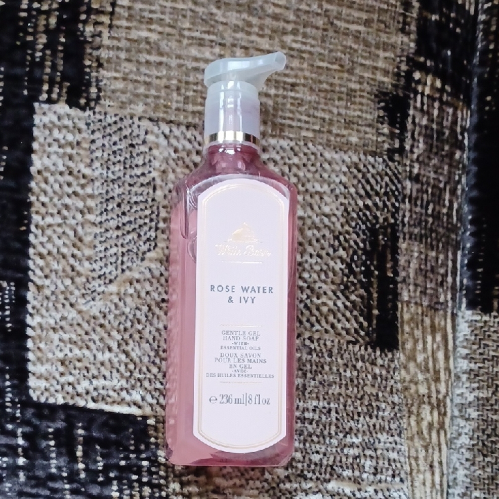 4/$40 New Rose Water & Ivy Scented Hand Soap - 1 Sealed Pump Bottle